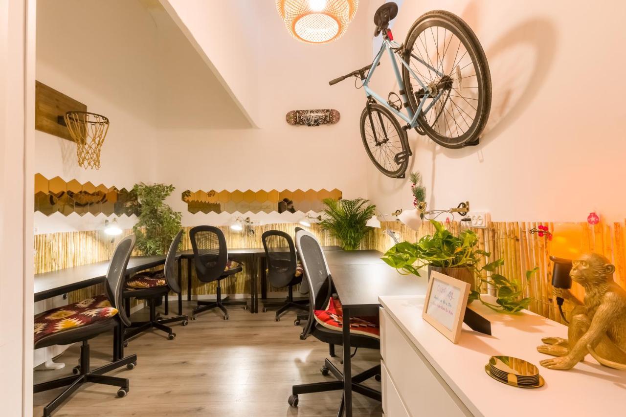 Social - Coworking - hostel Madrid Eksteriør billede
