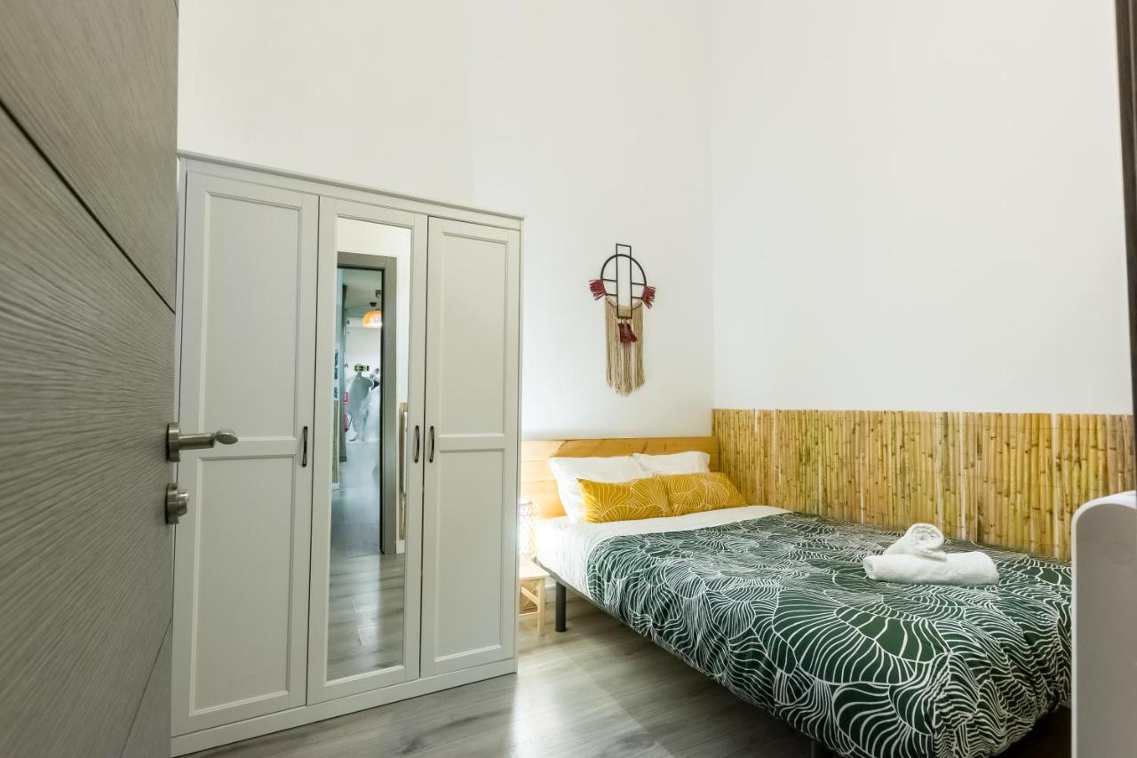 Social - Coworking - hostel Madrid Eksteriør billede
