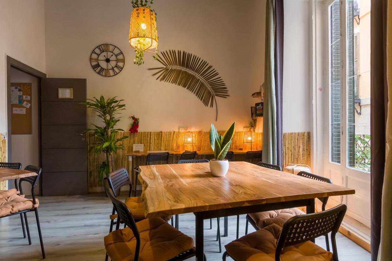 Social - Coworking - hostel Madrid Eksteriør billede