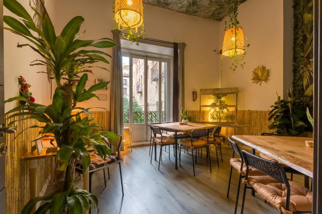 Social - Coworking - hostel Madrid Eksteriør billede